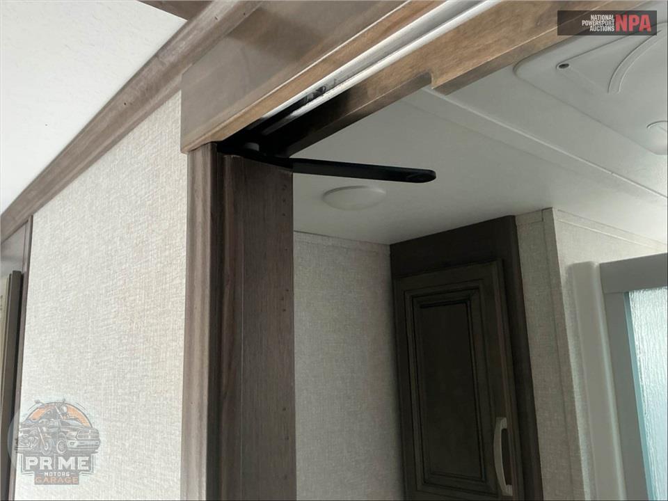 2019 Keystone Rv M-3701 LK - MONTANA 20TH ANNIVERSARY FIFTH WHEEL SERIES — фото 29