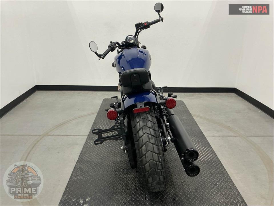 2024 Indian Motorcycle SCOUT BOBBER (ABS, BLACK METALLIC) — фото 4
