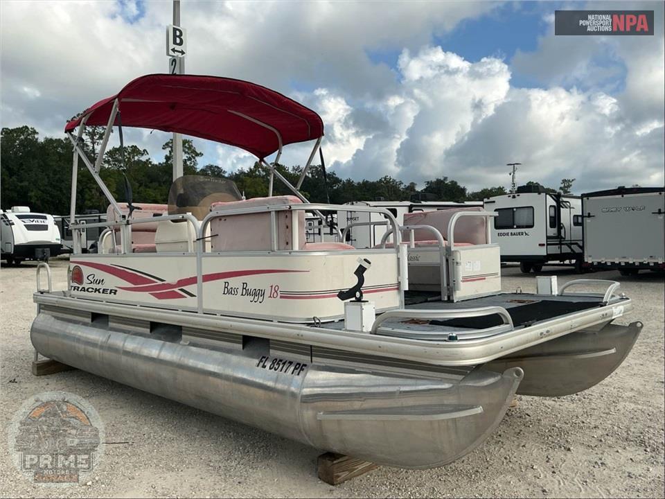 2011 Tracker Marine BASS BUGGY 18(*)SUN TRACKER SERIES L=20/E=1-40HP MERCURY OB — фото 1