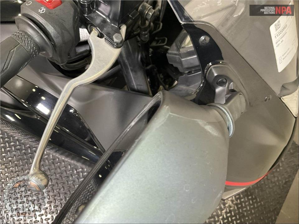 2018 Yamaha YZF - R3 — фото 19