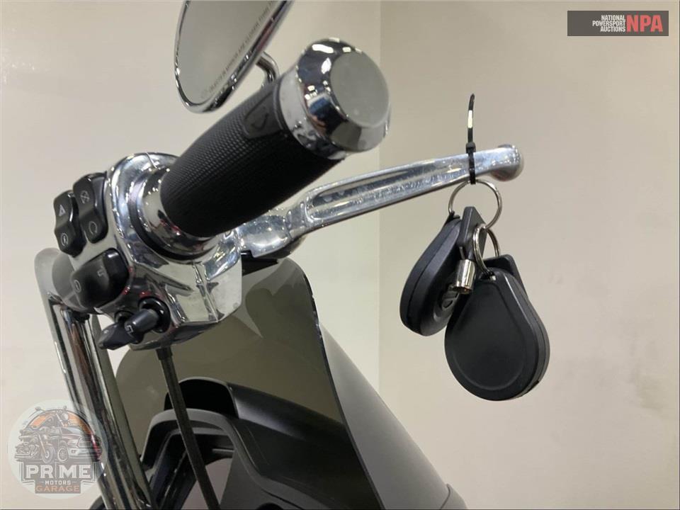 2019 Harley-Davidson FLTRU ROAD GLIDE ULTRA — фото 10
