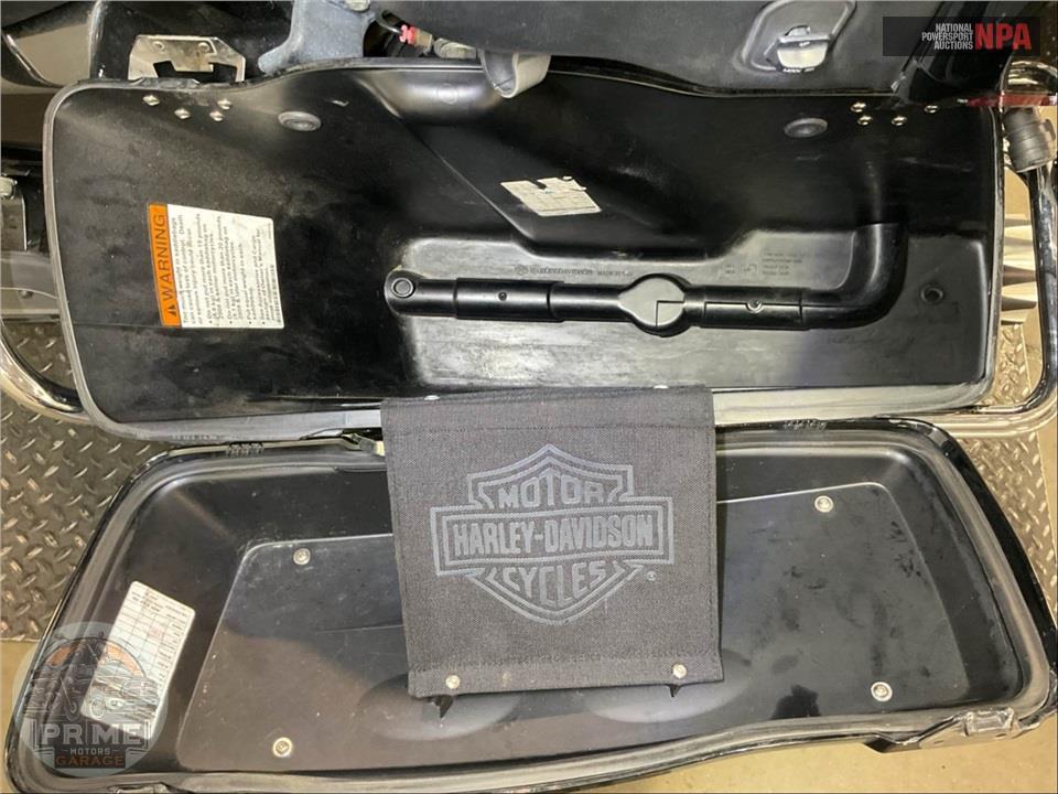 2013 Harley-Davidson FLHTCU UL CLSC EL GLIDE — фото 29