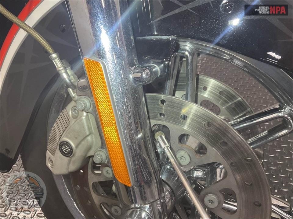 2012 Harley-Davidson FLHTCUSE7 SCREAMIN EAGLE — фото 27