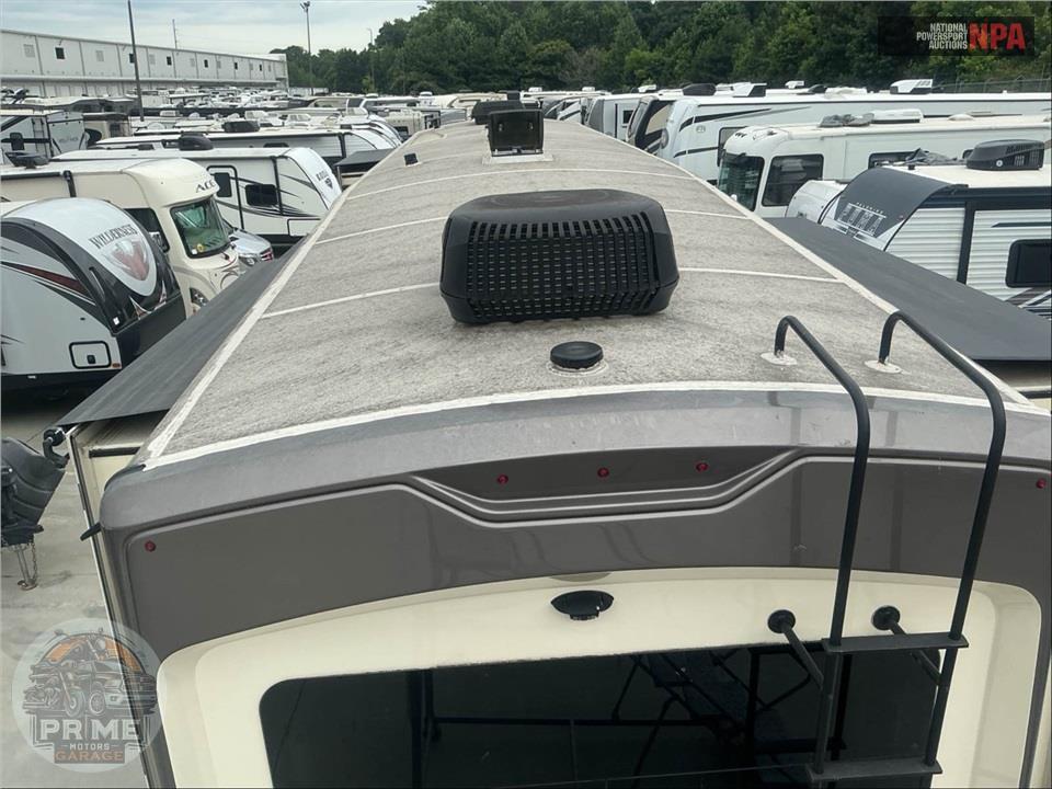 2017 Keystone Rv M-3950 BR - MONTANA LEGACY EDITION FIFTH WHEEL SERIES — фото 34