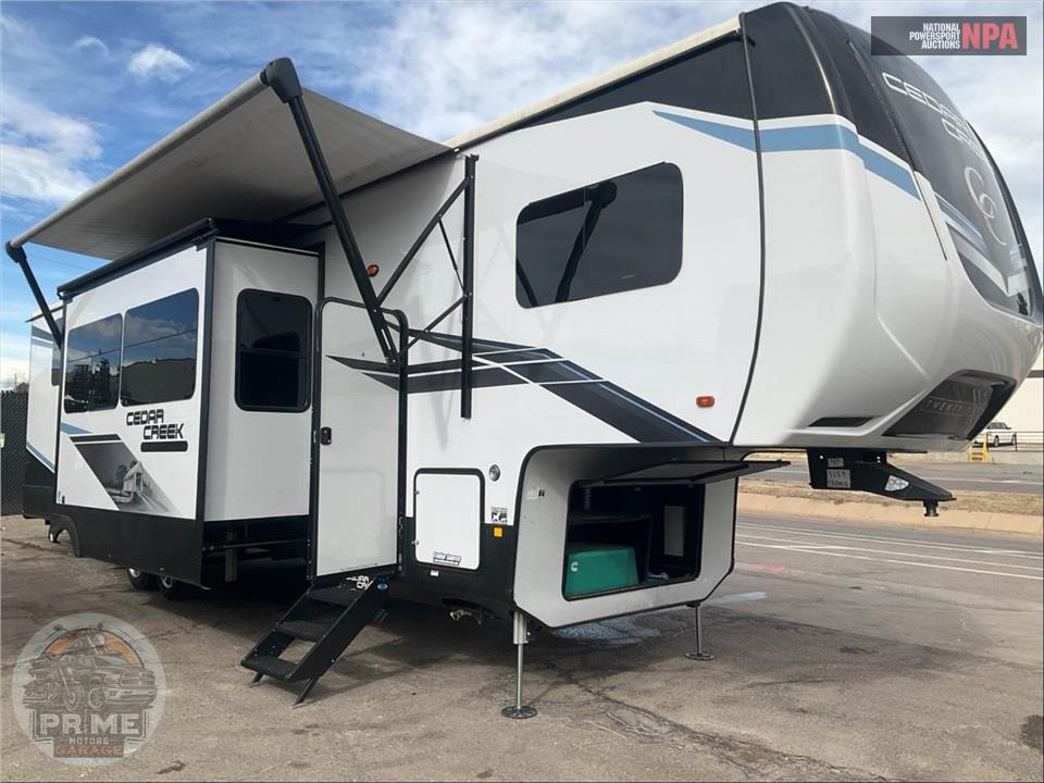2024 Cedar Creek M-380MUD - FIFTH WHEEL SERIES — фото 1