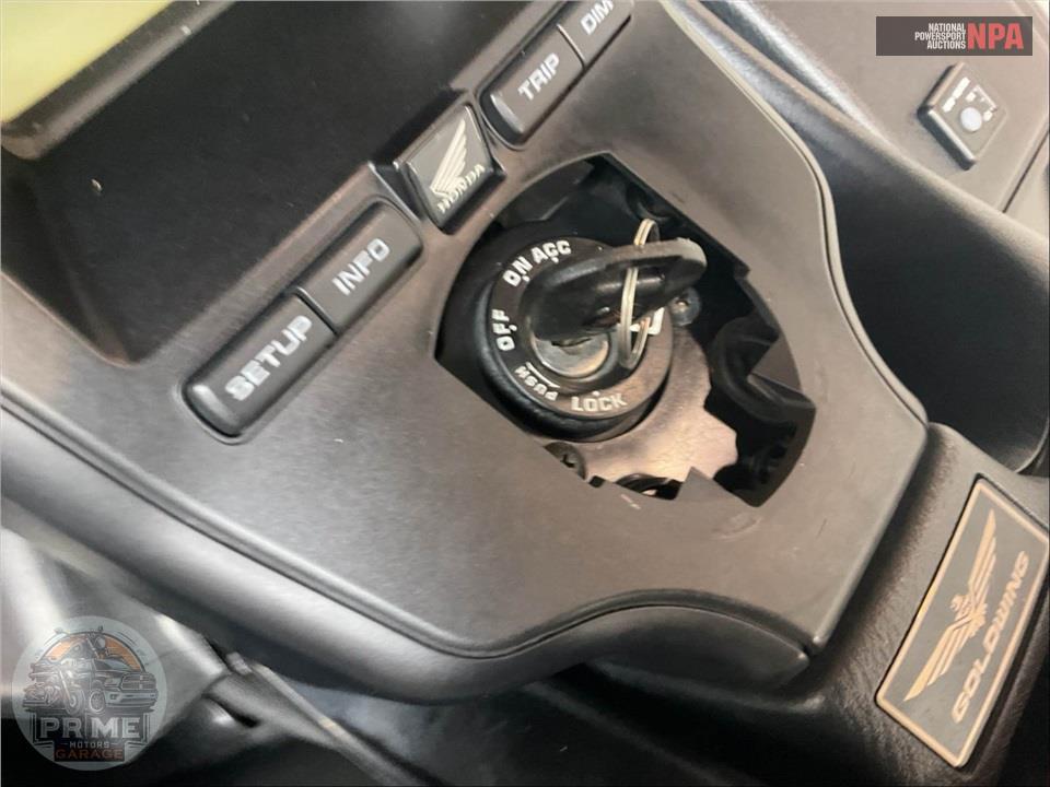 2013 Honda GL1800BDD GLDWNG F6B DLX — фото 13