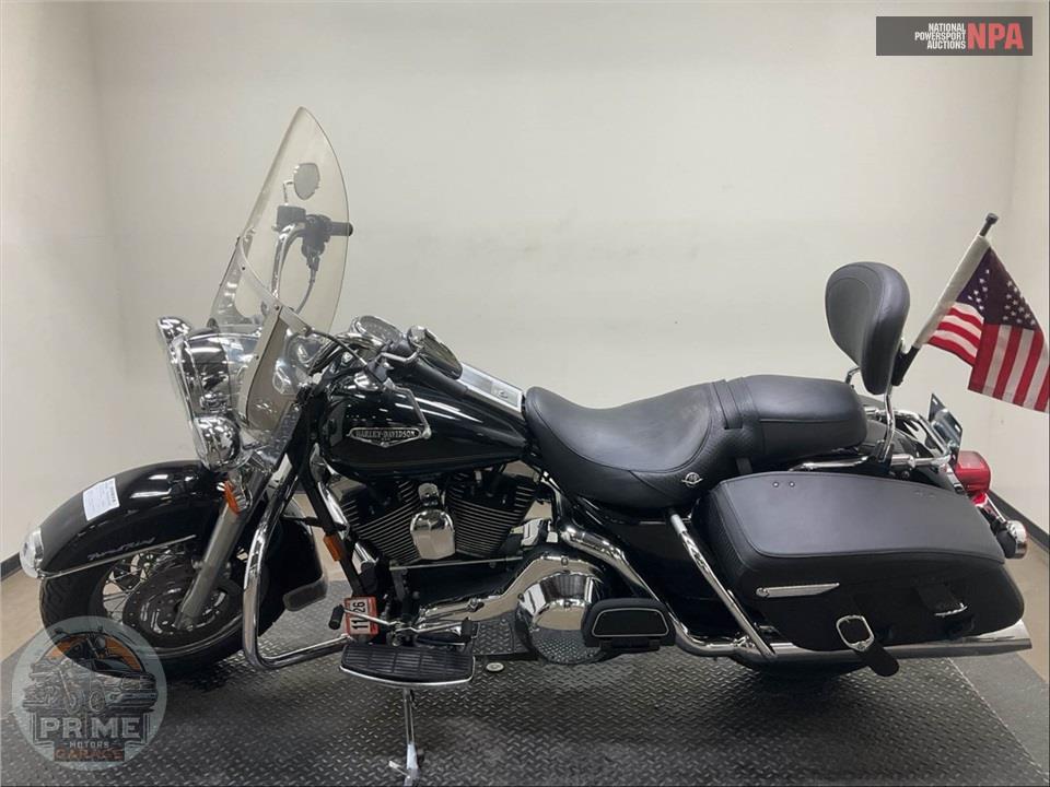 2004 Harley-Davidson FLHRCI ROAD KING CLASSIC — фото 3