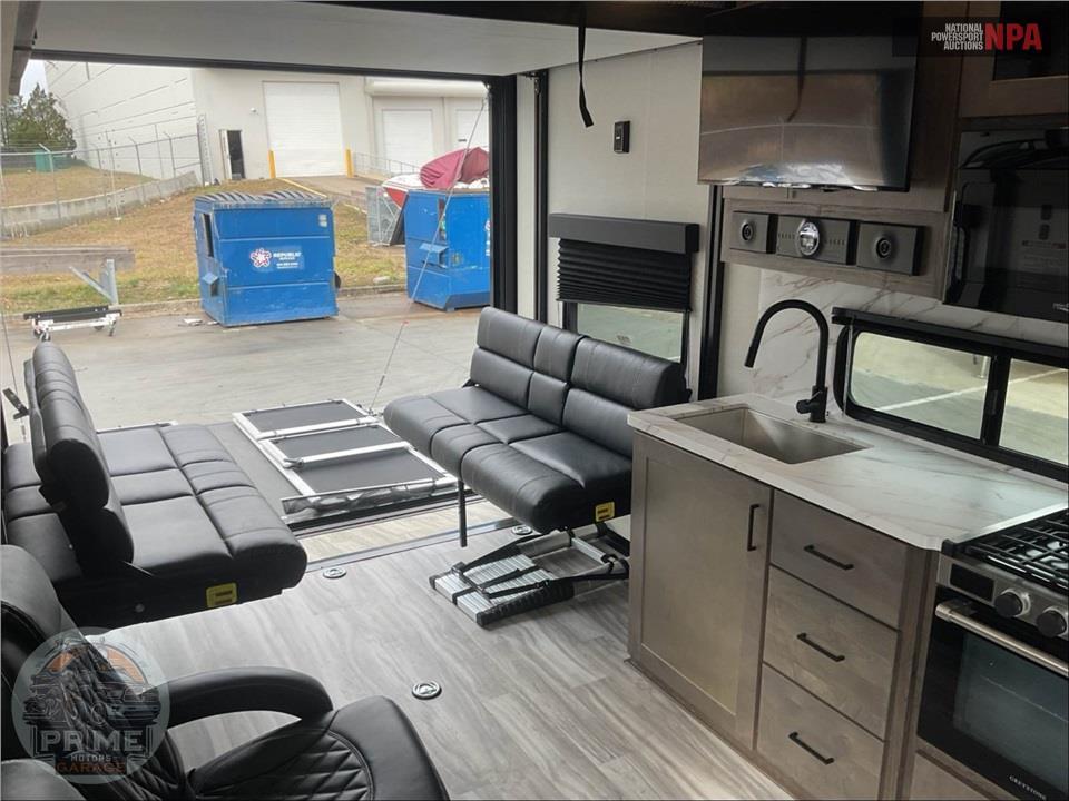 2023 Alliance Rv M-21T15 - VALOR FIFTH WHEEL SERIES — фото 6