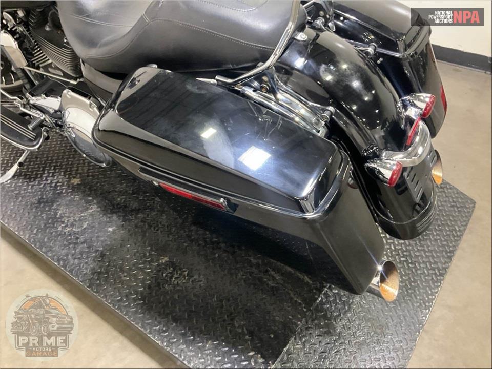 2016 Harley-Davidson FLTRX ROAD GLIDE — фото 31