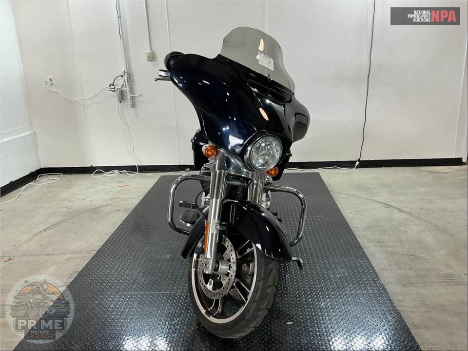 2019 Harley-Davidson FLHX STREET GLIDE — фото 2