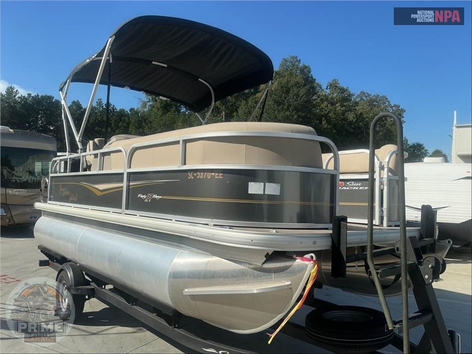 2024 Tracker Marine PARTY BARGE 18 DLX(**) — фото 1