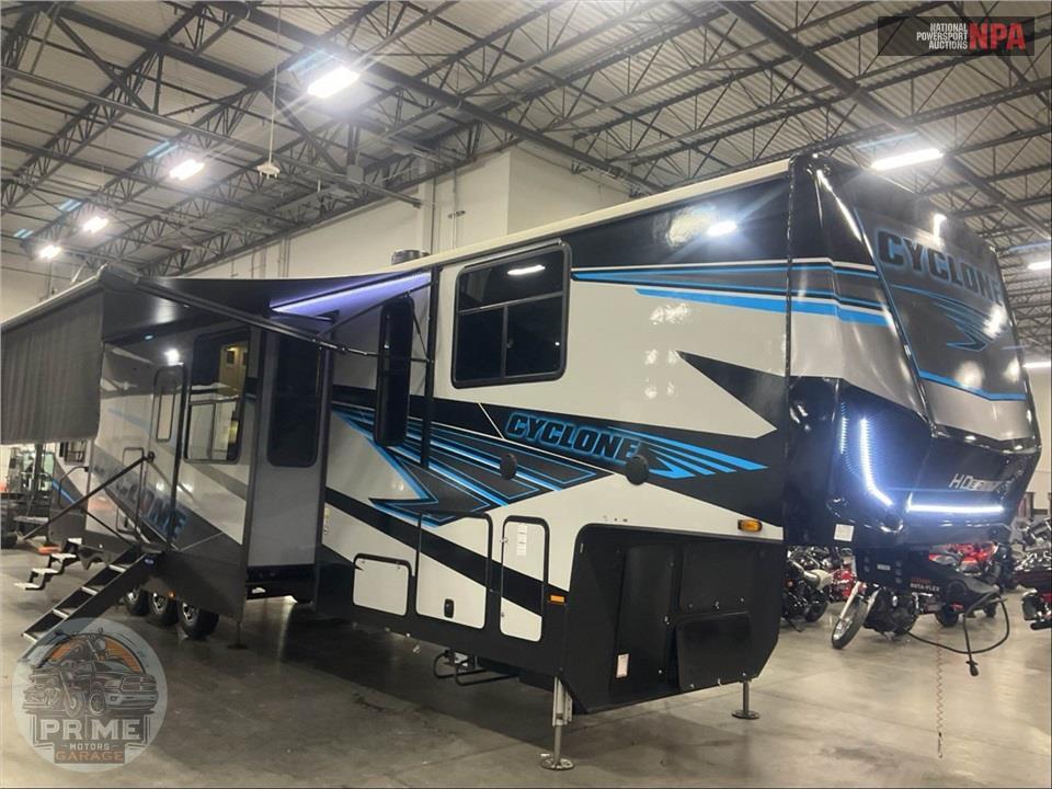 2024 Heartland Rvs M-4006 - CYCLONE TOY HAULER TOY HAULER SERIES — фото 1