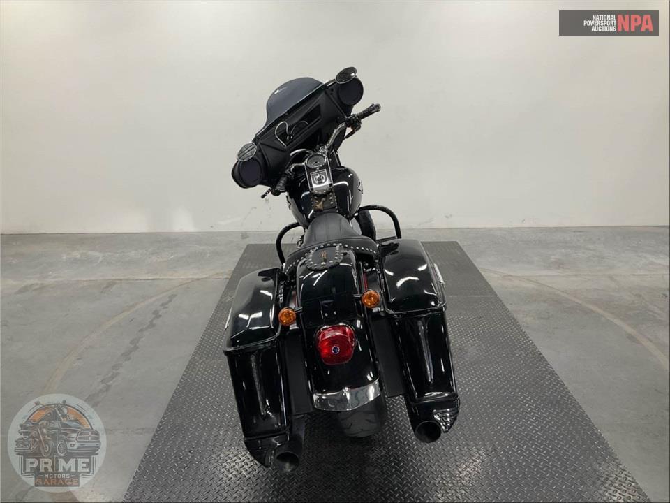 2010 Harley-Davidson FLSTFB FAT BOY LO — фото 4