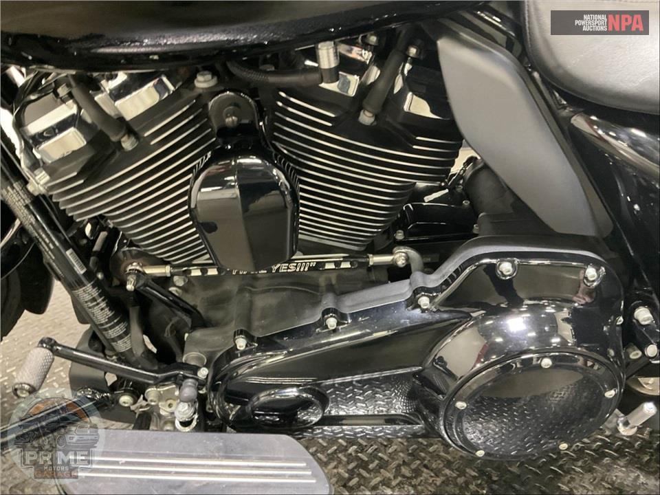 2018 Harley-Davidson FLHRXS ROAD KING SPECIAL — фото 7
