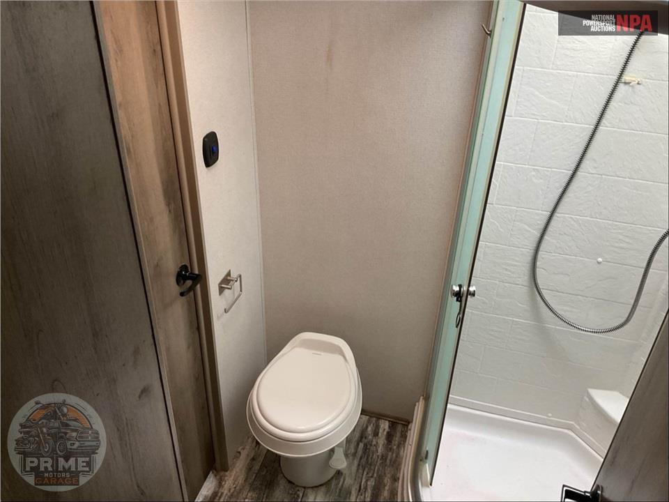 2020 Keystone Rv M-32 FWBH SPRINTER CAMPFIRE EDITION FIFTH WHEEL SERIES — фото 15