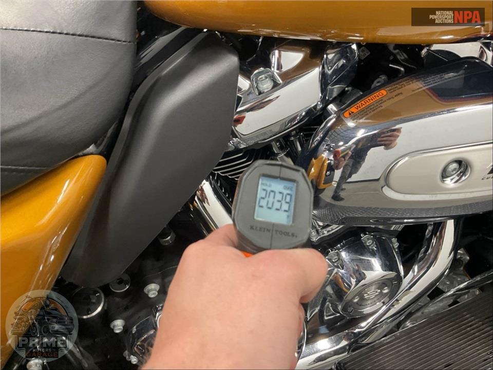 2023 Harley-Davidson FLHTCUTG TRI GLIDE ULTRA CLASSIC — фото 8