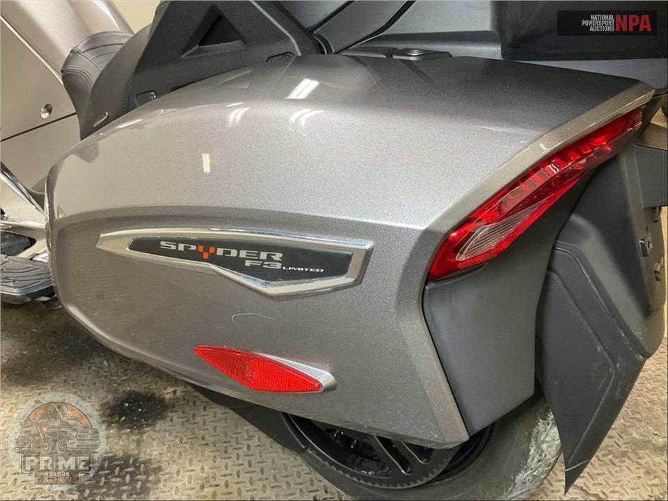 2017 Can-Am SPYDER F3 SE6 LIMITED — фото 17