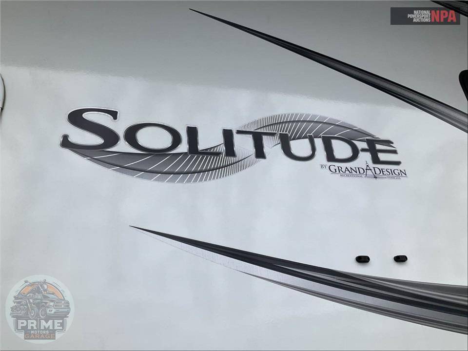 2022 Grand Design Recreational Vehicles M-3740BH - SOLITUDE S-CLASS FIFTH WHEEL SERIES — фото 5