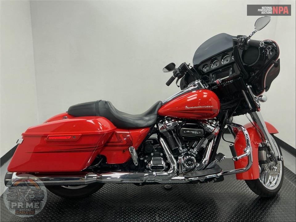 2017 Harley-Davidson FLHXS STREET GLIDE SPECIAL — фото 1
