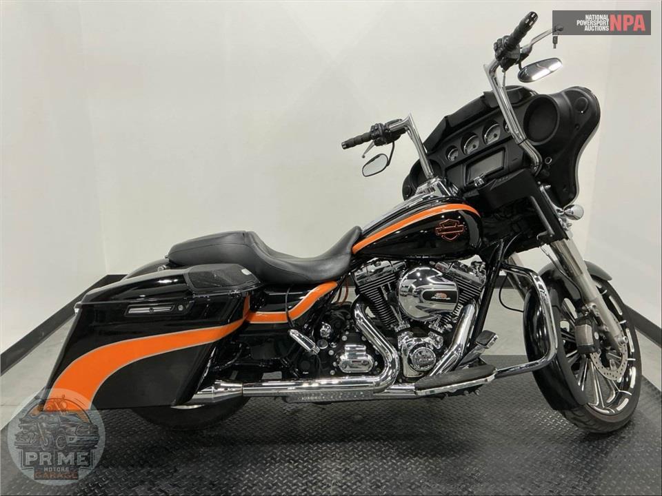 2015 Harley-Davidson FLHX STREET GLIDE — фото 1