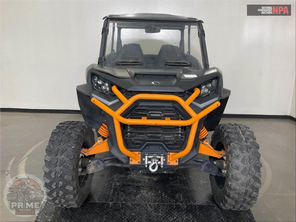2025 Can-Am COMMANDER MAX XT-P 1000R — фото 2