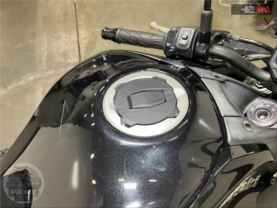 2024 Kawasaki Z900 ABS — фото 25