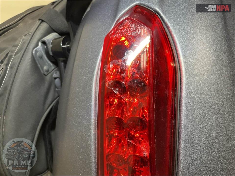 2017 Victory Motorcycles OCTANE — фото 26