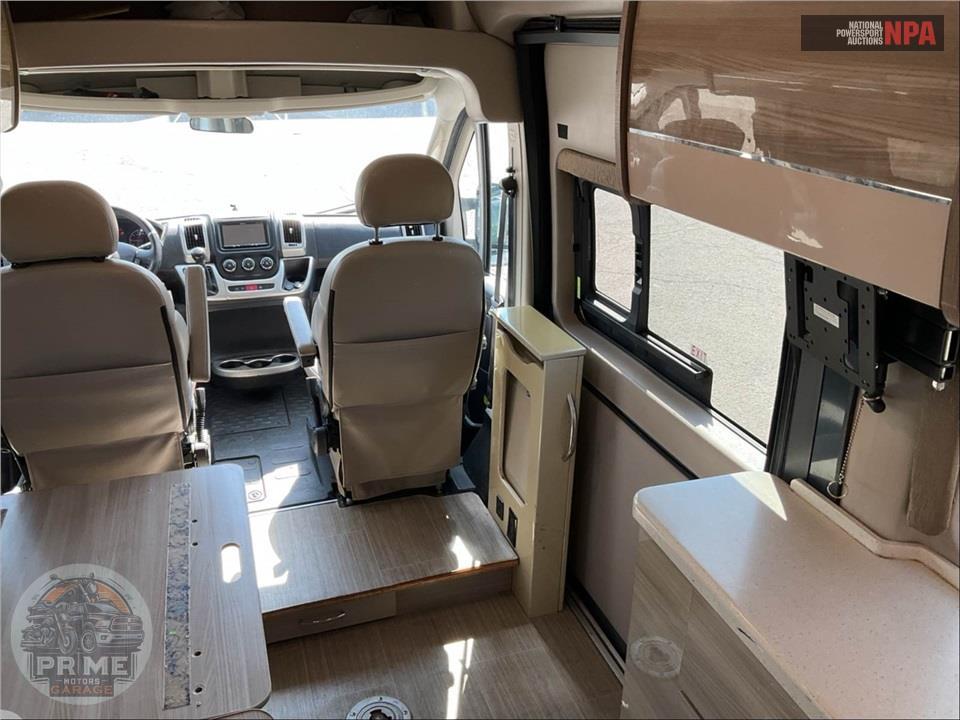2020 Thor Motor Coach M-20K PROMASTER - SEQUENCE SERIES — фото 8