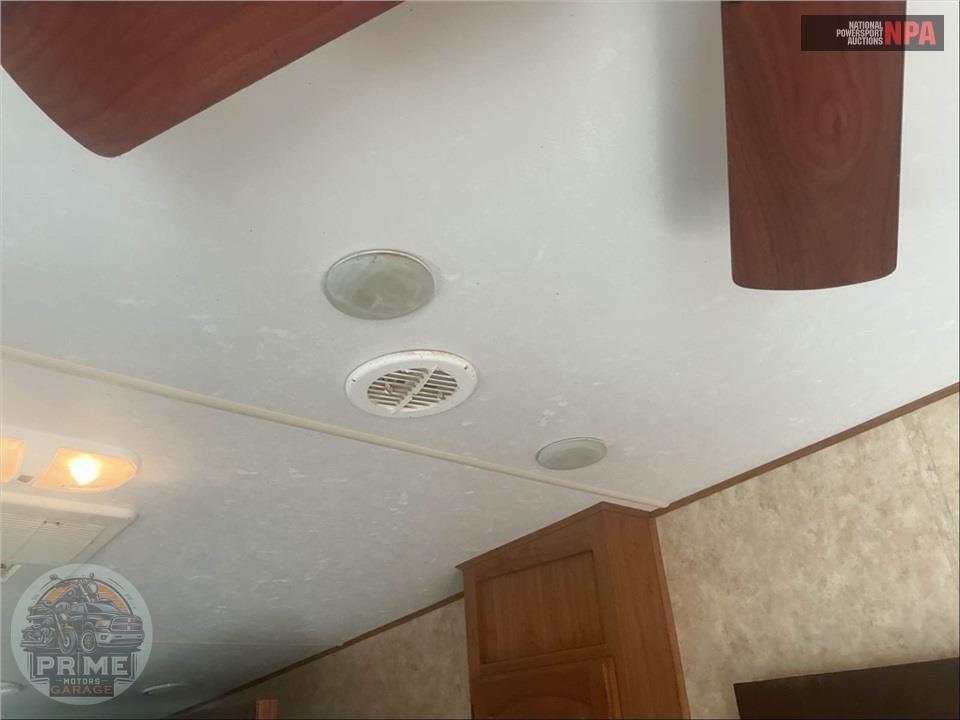 2010 Crossroads Rv M-32 CK - CRUISER FIFTH WHEEL SERIES — фото 16