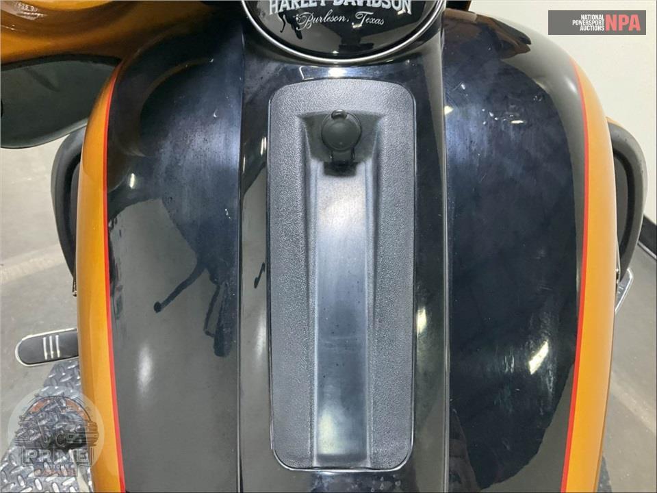 2023 Harley-Davidson FLHTK ELECTRA GLIDE ULTRA LIMITED — фото 27