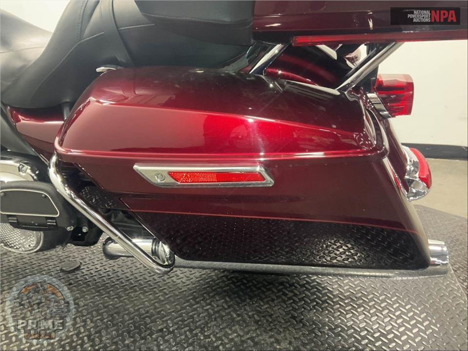 2014 Harley-Davidson FLHTK ELECTRA GLIDE ULTRA LIMITED — фото 20