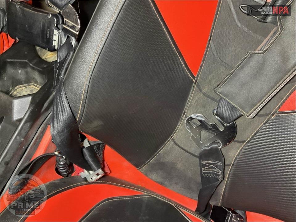 2021 Can-Am MAVERICK X3 MAX X RS TURBO RR SMART-SHOX (DESERT TAN & CARBON BLACK, RED) — фото 28