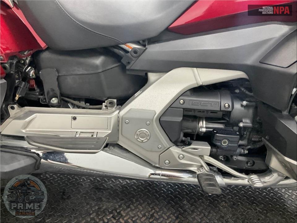 2018 Honda GL1800DA GOLDWING TOUR DCT AIR BAG — фото 18