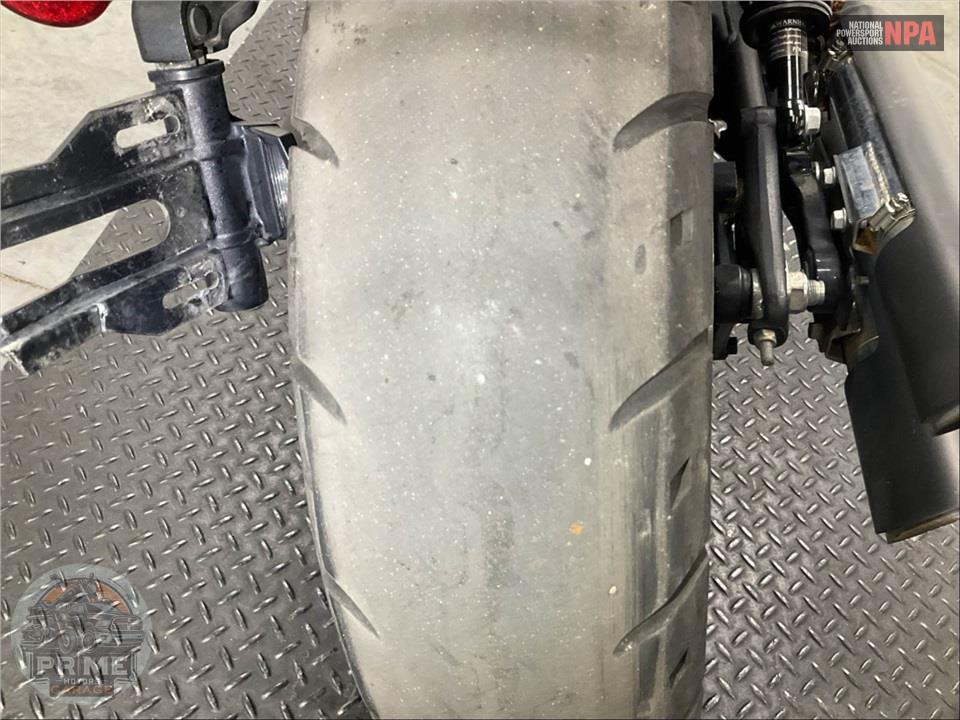 2021 Indian Motorcycle SCOUT BOBBER (ABS, BLACK SMOKE) — фото 19