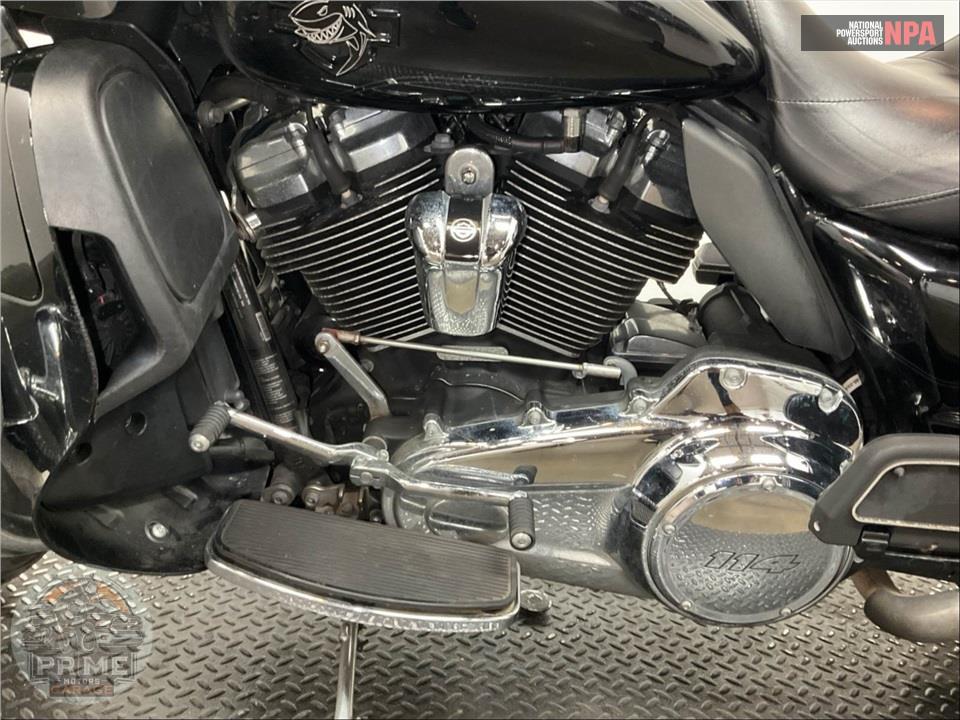 2019 Harley-Davidson FLTRU ROAD GLIDE ULTRA — фото 7