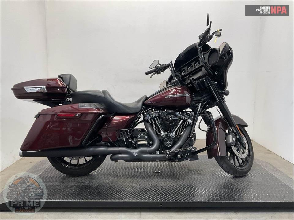 2018 Harley-Davidson FLHXS STREET GLIDE SPECIAL — фото 1