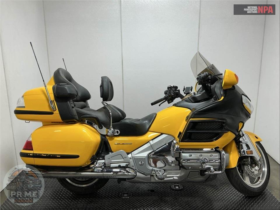 2010 Honda GL1800HPNAMA GLDWNG ABS** — фото 1