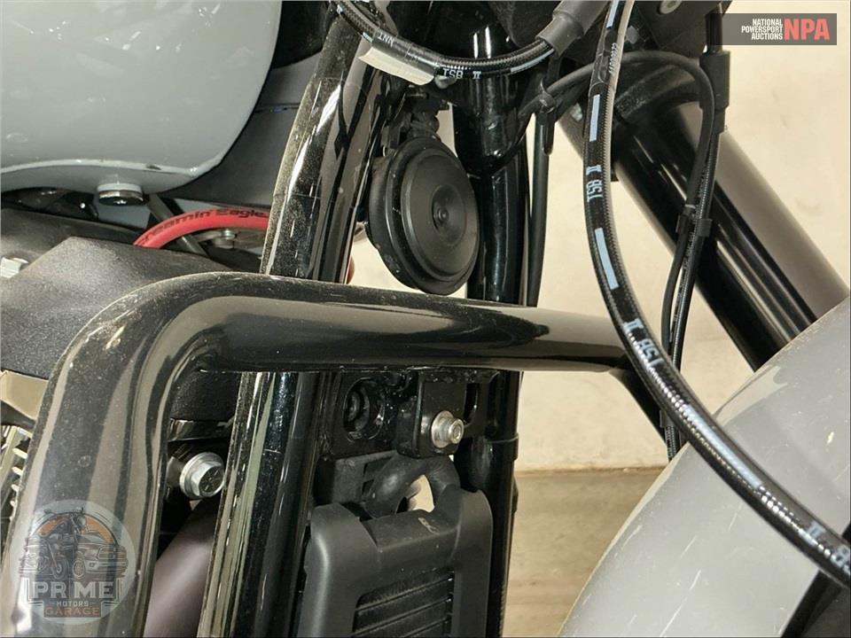 2025 Harley-Davidson FXLRS LOW RIDER S — фото 11