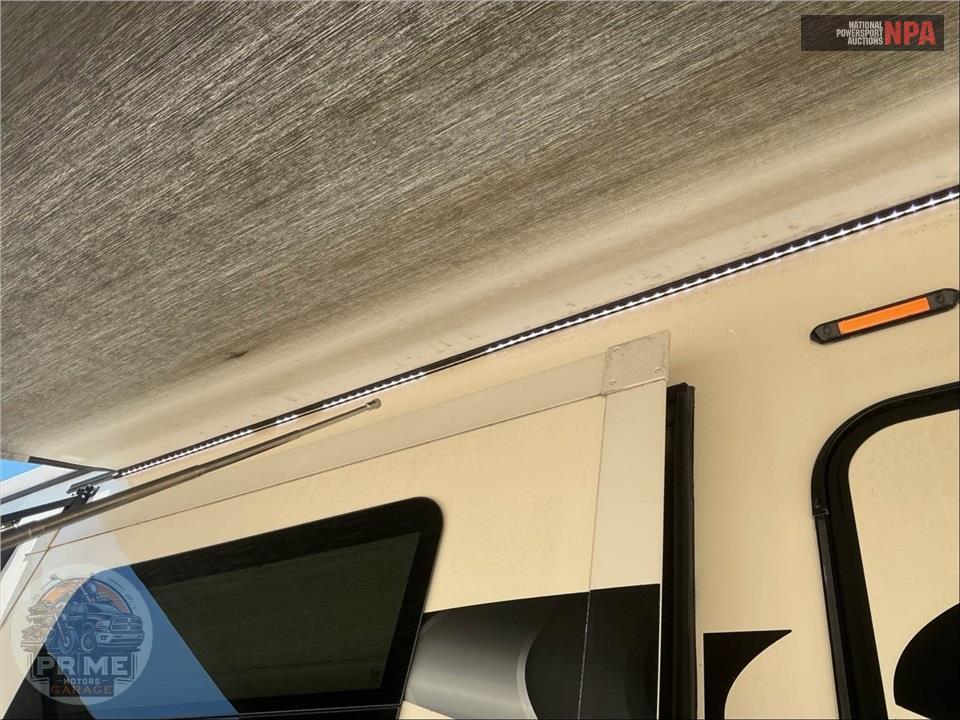 2020 Cardinal By Forest River M-370FLX - LUXURY FIFTH WHEEL SERIES — фото 37
