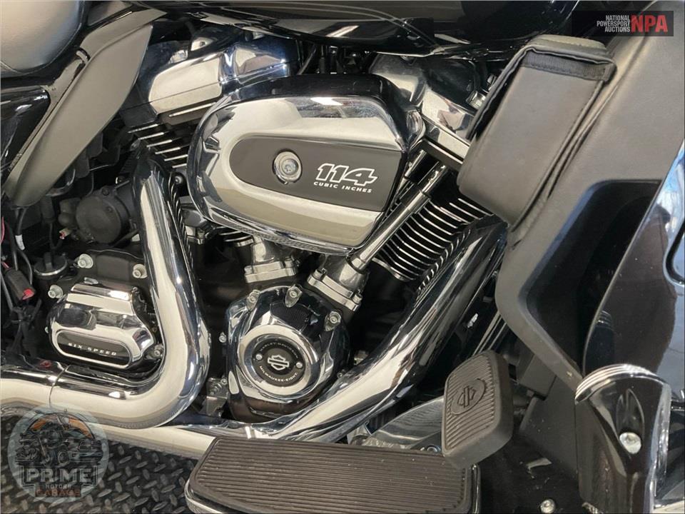2019 Harley-Davidson FLTRU ROAD GLIDE ULTRA — фото 6