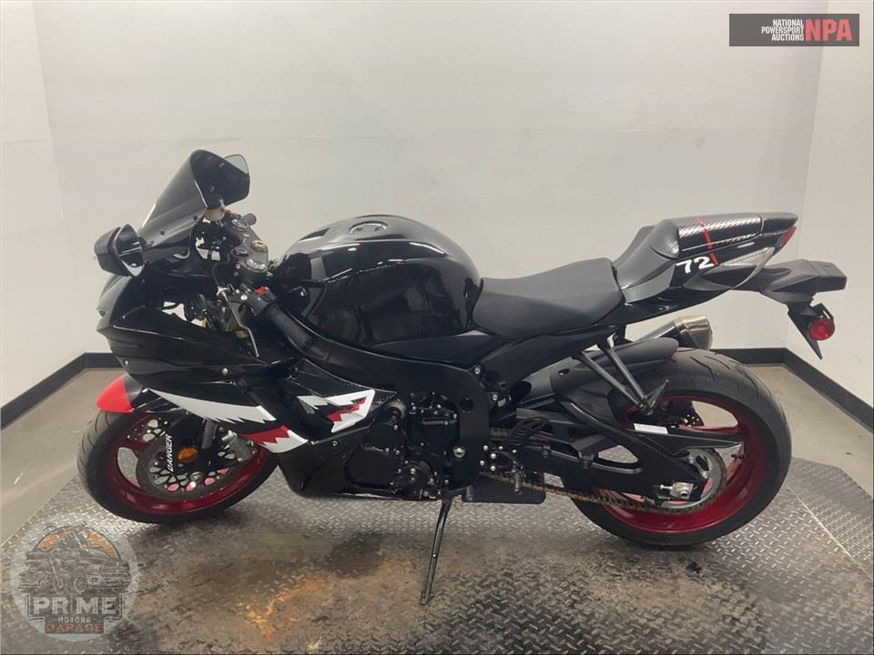 2024 Suzuki GSX-R750M4 — фото 3