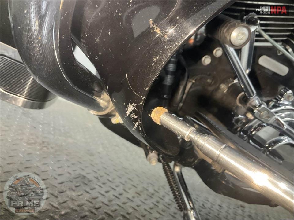2017 Harley-Davidson FLHTK ULTRA LIMITED — фото 14