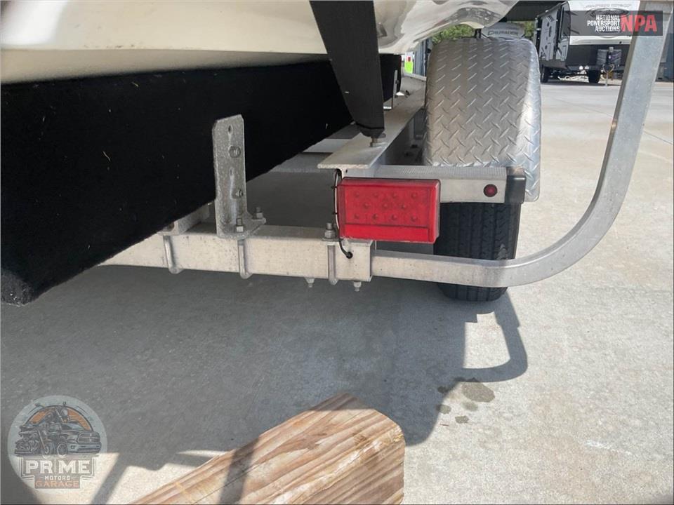 2018 Hurricane Boat SD 217 SUNDECK SERIES L=21/E=1 150HP YAM OB — фото 33
