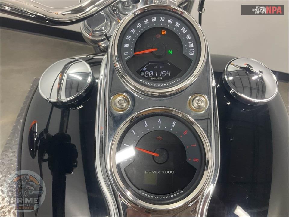 2018 Harley-Davidson FXLR LOW RIDER — фото 5