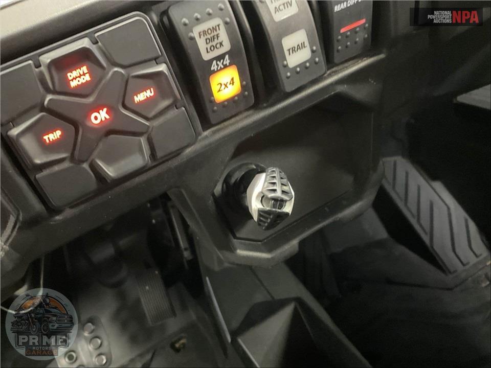 2025 Can-Am COMMANDER MAX XT-P 1000R — фото 7