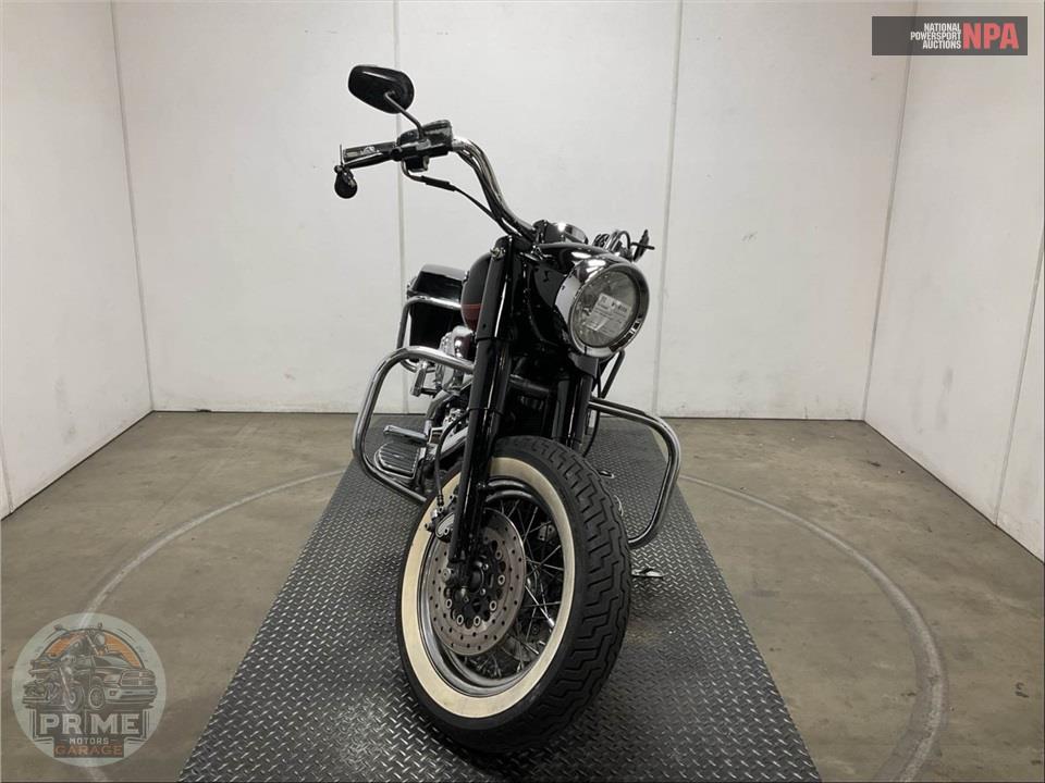 2005 Harley-Davidson FLHRCI ROAD KING CLASSIC — фото 2