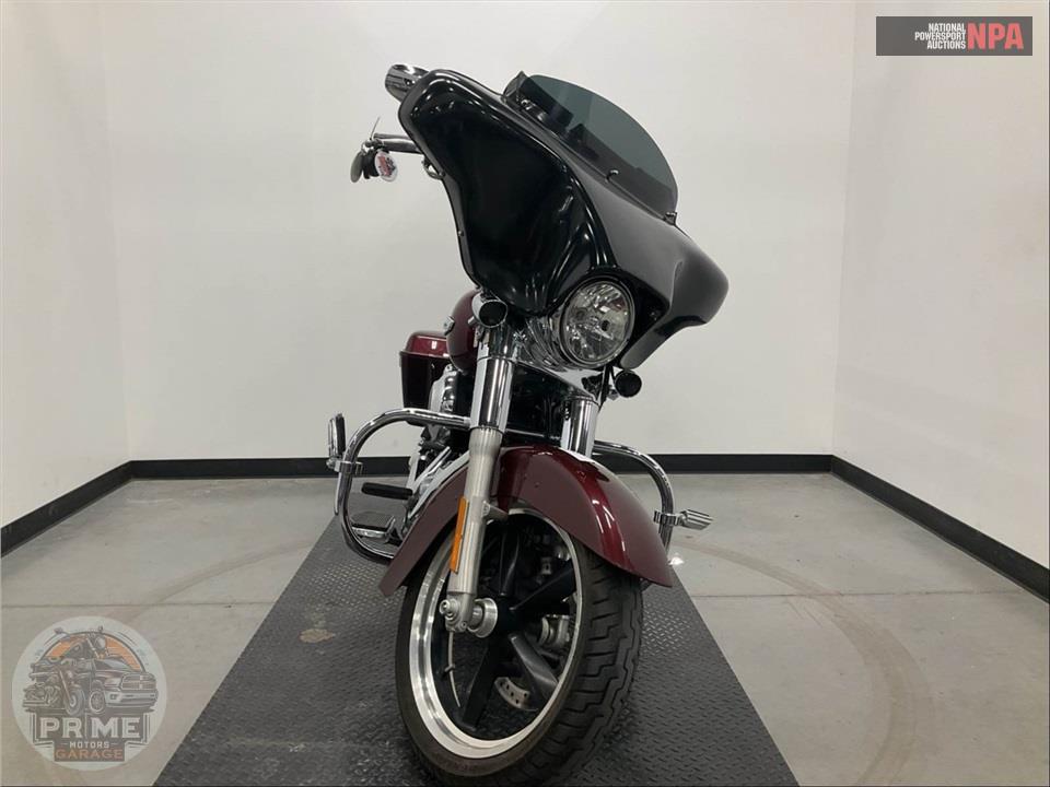 2015 Harley-Davidson FLD-103 DYNA SWITCHBACK — фото 2