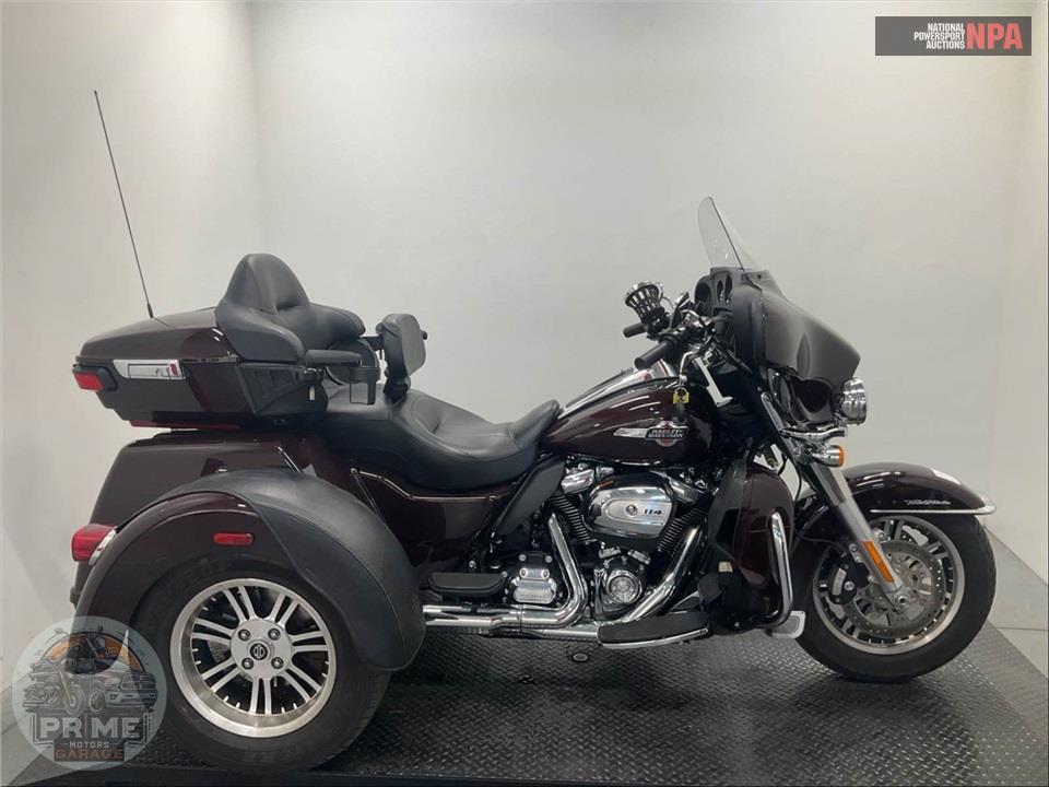 2022 Harley-Davidson FLHTCUTG TRI GLIDE ULTRA CLASSIC — фото 1