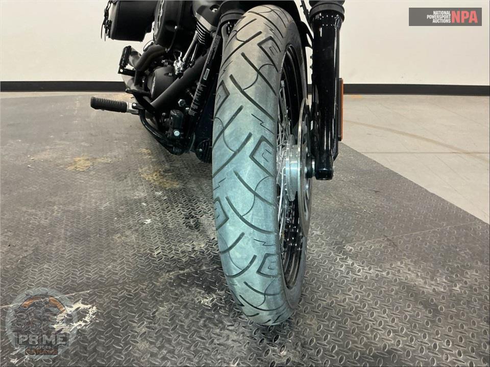 2018 Harley-Davidson FXBB STREET BOB — фото 19