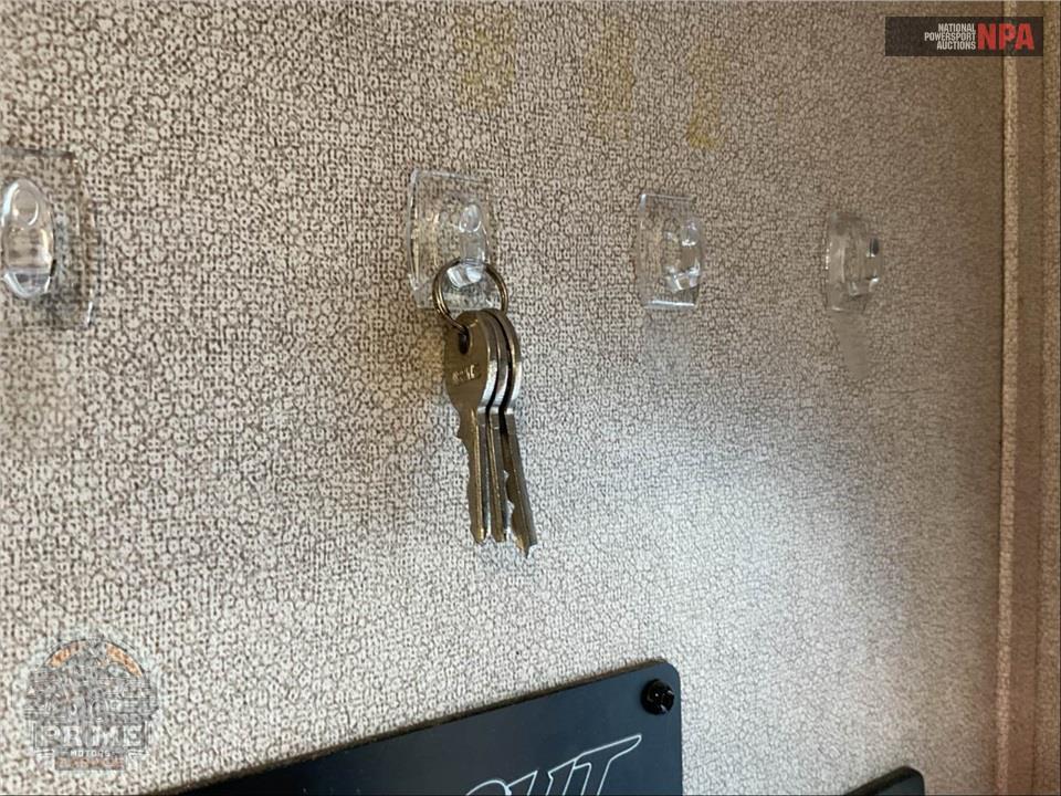 2019 Keystone Rv M-32 BHTS - HIDEOUT LUXURY SERIES — фото 28